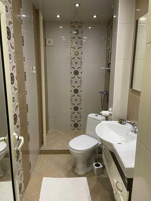 Продава се Тристаен апартамент в София, Младост 2 - 81 кв.м за 3087 €/кв.м - Снимка #3