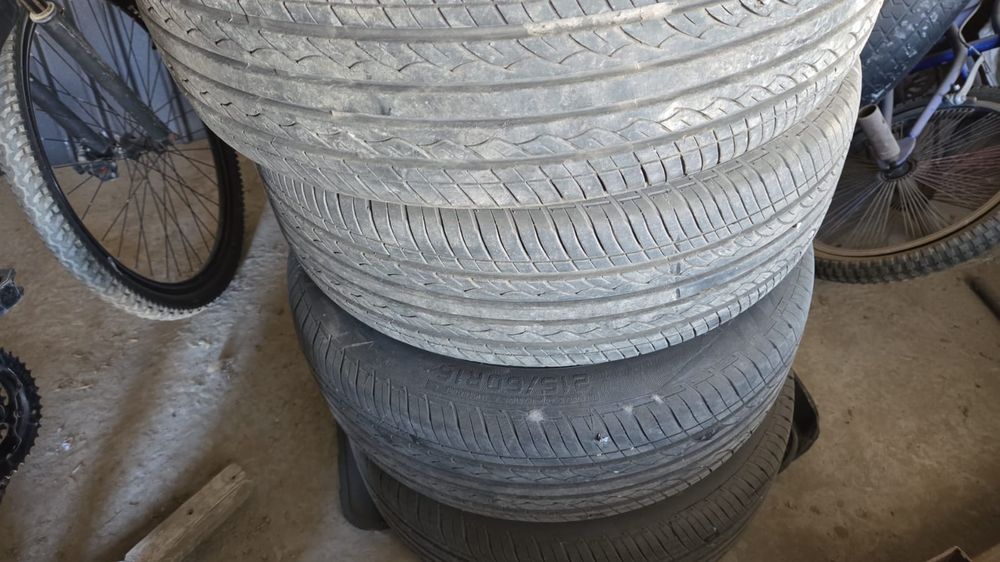 Продам летние шины 215/60/16