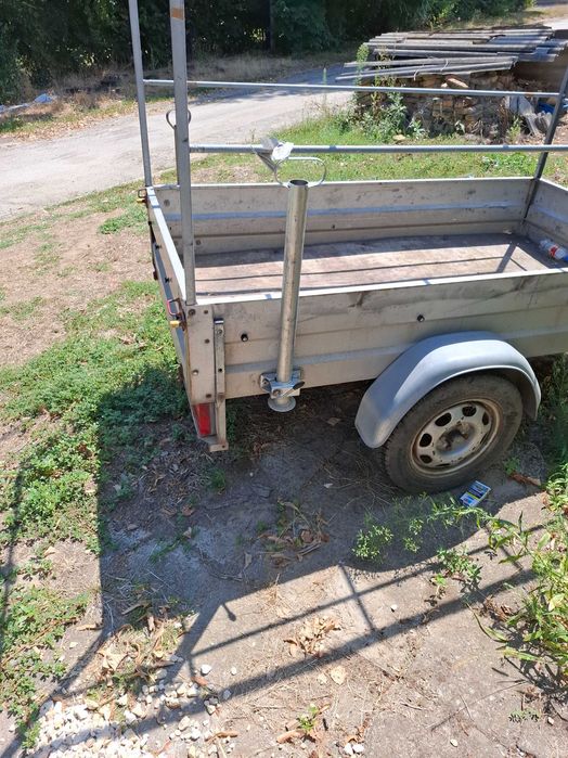 Продавам Ремарке 750кг.