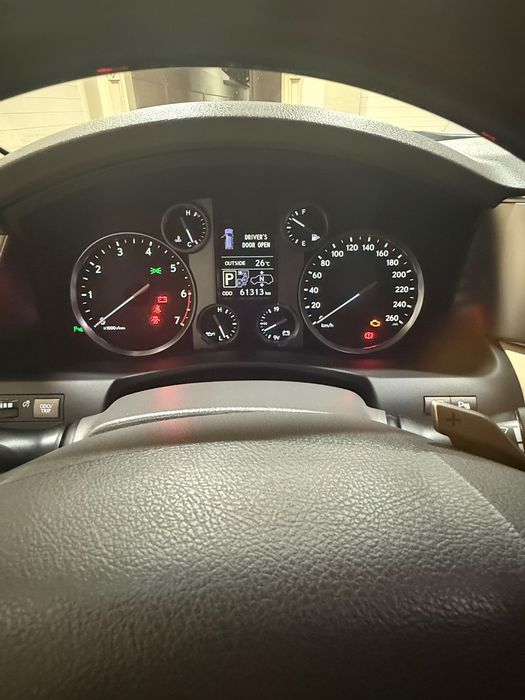 Продается Lexus 570 LX Sport
