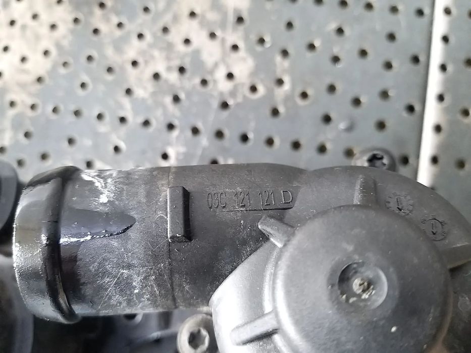 Corp carcasa termostat 1.4 tsi vw golf 5 1k 03c121121d