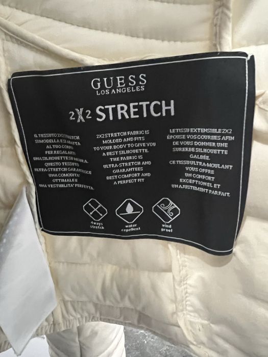 Оригинално яке Guess