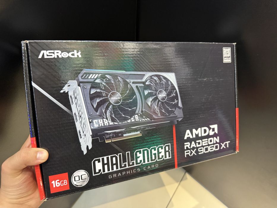 I7 12700kf rx 9060xt 8 gb i 16 gb