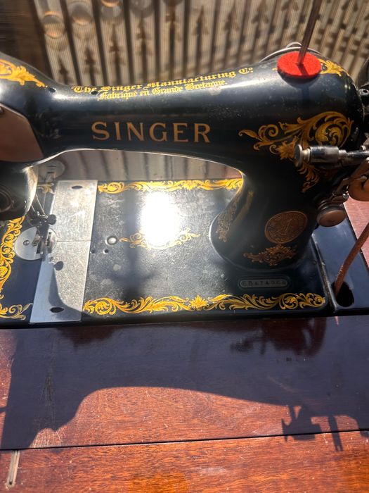Masina de cusut SINGER functionala: PIESA de COLECTIE