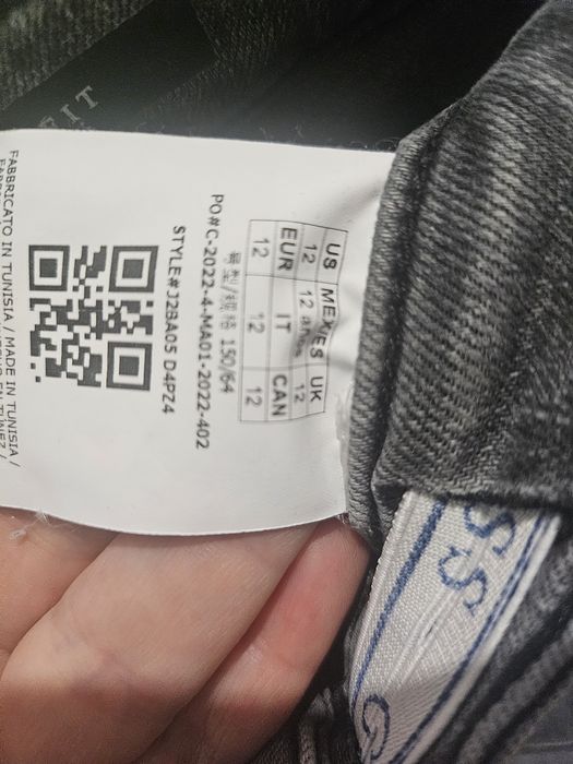 Прекрасни дънки Guess за госпожица на 12години