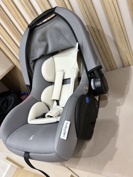 Продам детское автокресло 0+