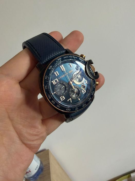Продам часы CERRUTI 1881