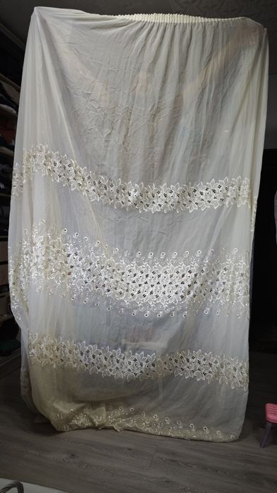 Продам тюль кремовый цвет