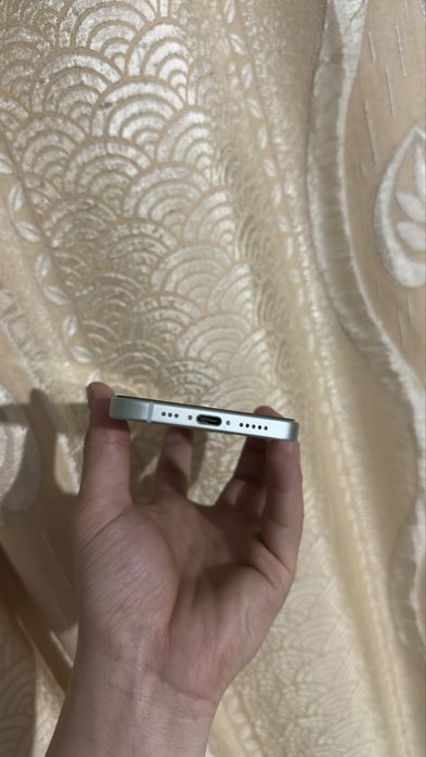 Iphone 15продам