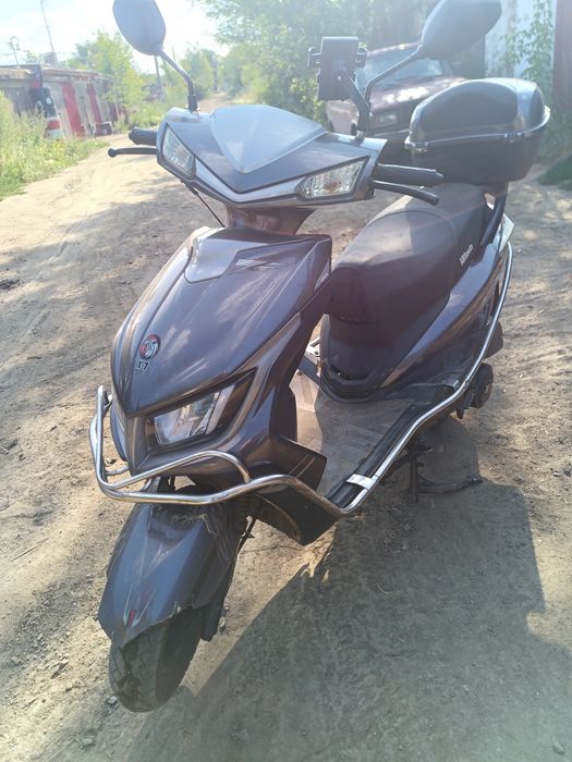 Продам М8 X-7 QT 49