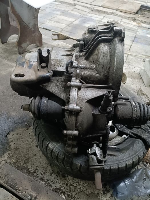 Коробка ВАЗ , приора , 2 болта