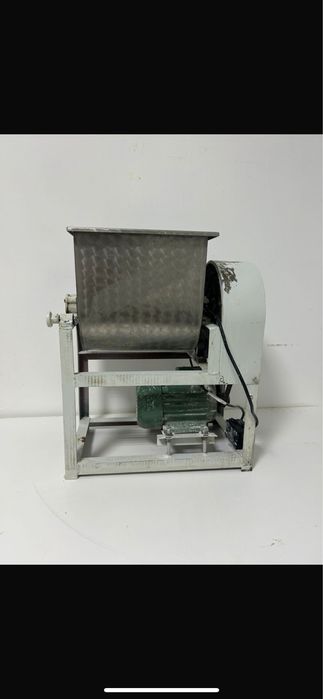 Тестомес 10кг срочно