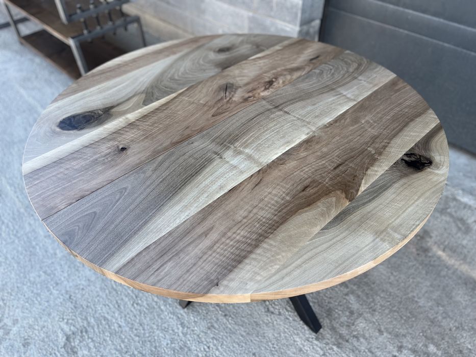 Разтегателна маса от орехова дървесина