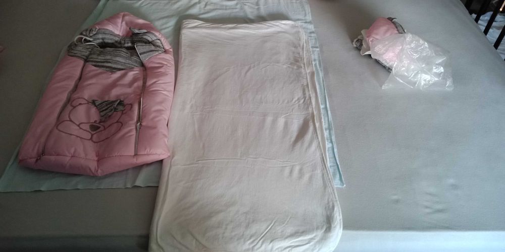 Продам зимний конверт на выписку