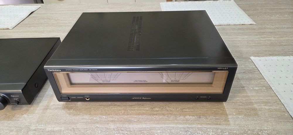 Technics Amplificator si preamplificator  Se a 900 in stare perfectă de funcționare