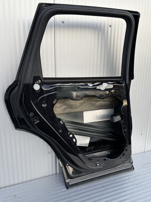 Usa st spate vw Touareg 7P Reparata  2011-2015