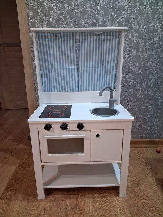 Продаётся детская кухня