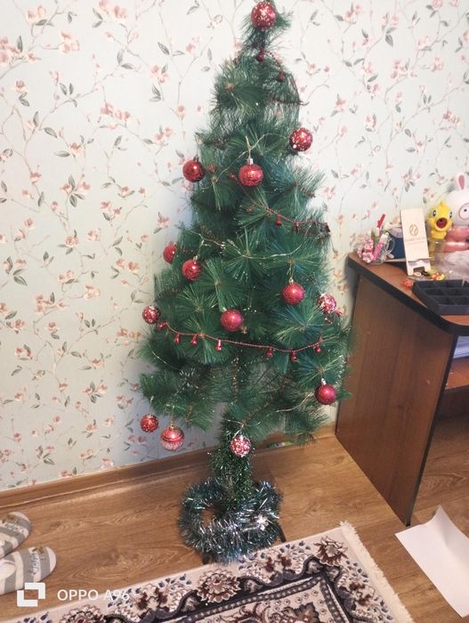 Елка новогодняя 5000 тг