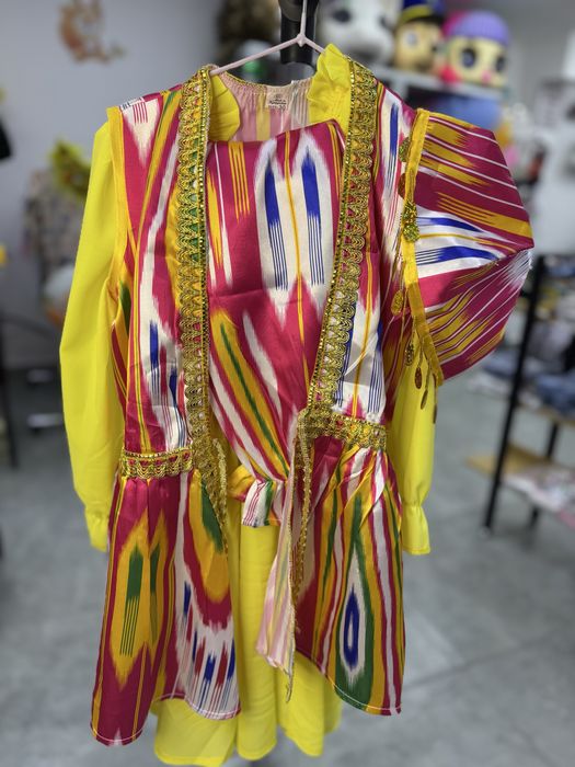 узбекский национальный костюм