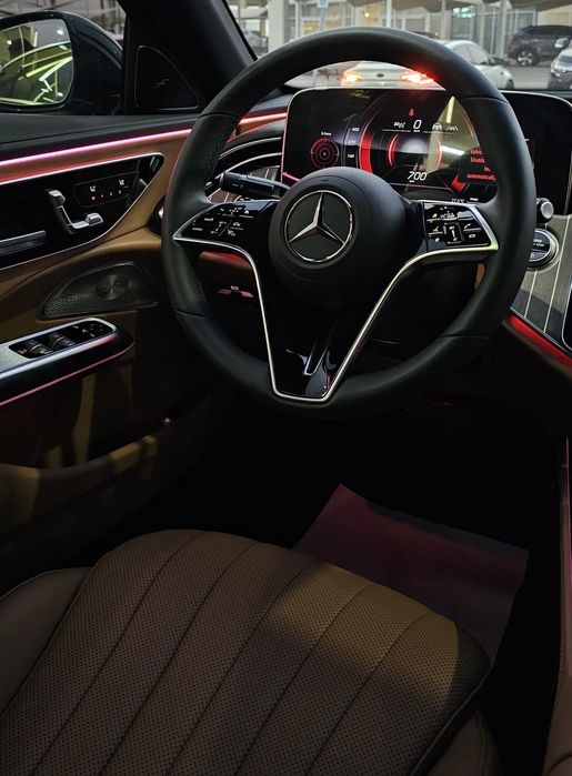 Mercedes Benz W 214 E 300 New
