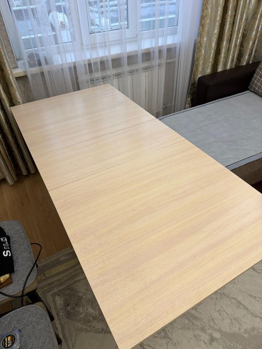 Продается стол-книжка