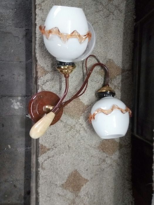 Продам светильник