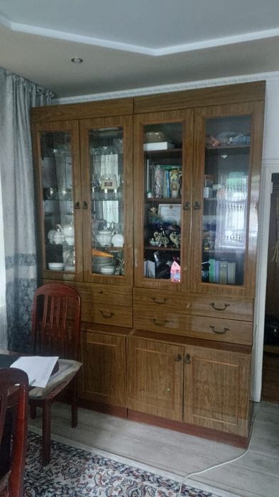 Диваны, тумба под телевизор, стенка