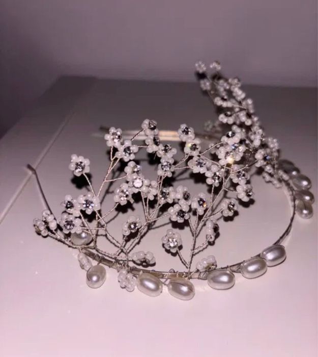 Diadema mireasa cu perle, noua