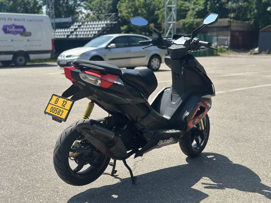 Scuter Aprilia SR 50