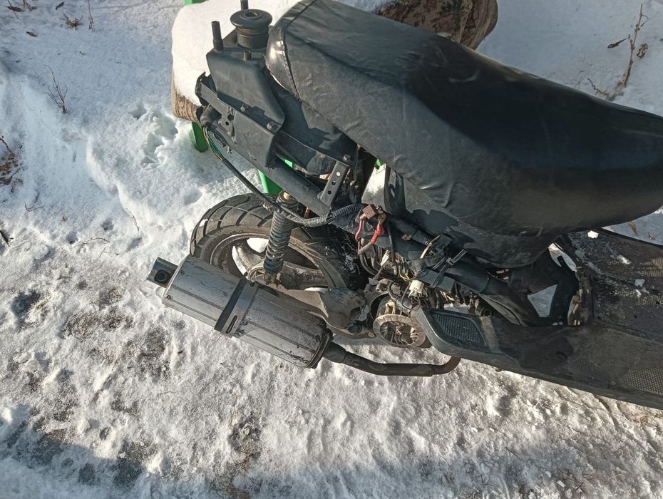 Продам скутер lupus