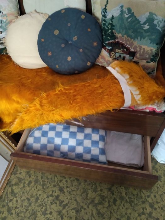 Детско легло ,става и за диванче в кухнята