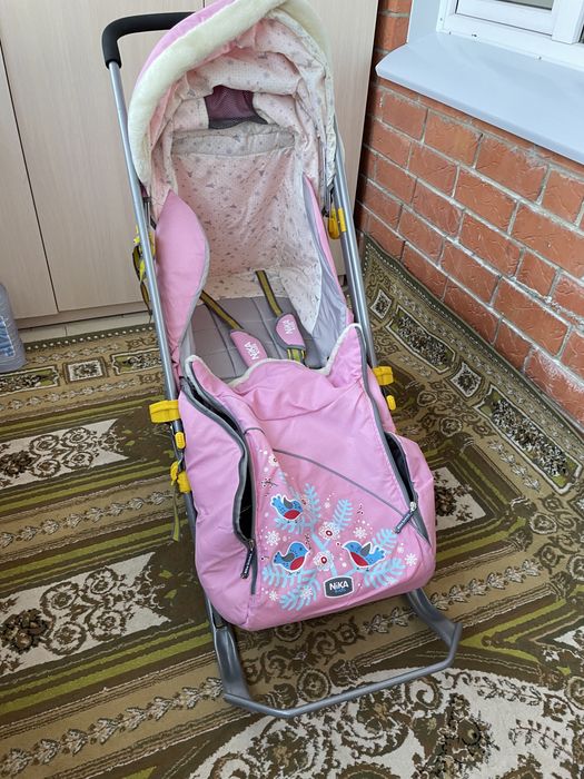 Продаются сани