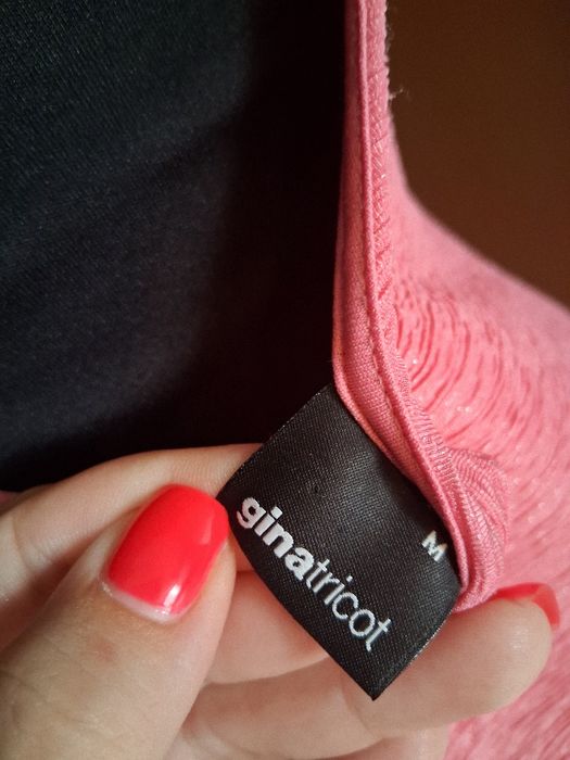 Ежедневна рокля Gina Tricot