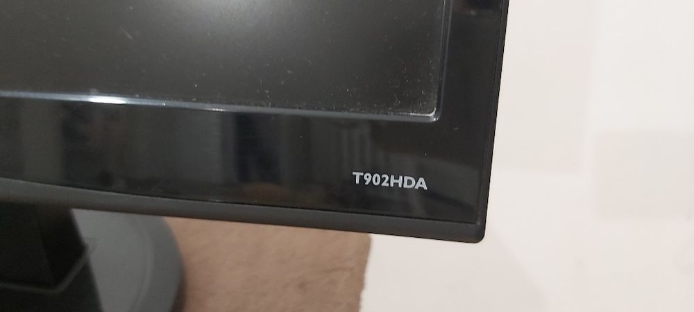 Монитор BENQ T902HDA  LCD диагональ 47