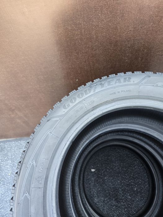 185 60 15 goodyear m+s
