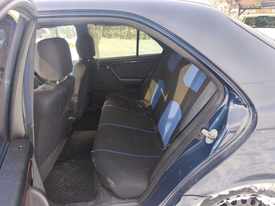 Mercedes C180 an 1996 benzina