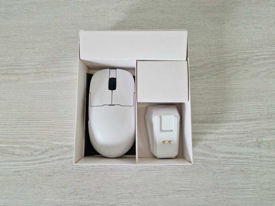 Игровая мышь Ajazz AJ199 (с док-станцией)