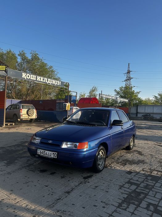 Продам ваз 2110.