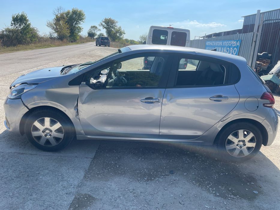 Peugeot 208 1.2 VTi, Двигател: HMR, 82 к.с., BVM 5 ск.,Peugeot 208 1.2