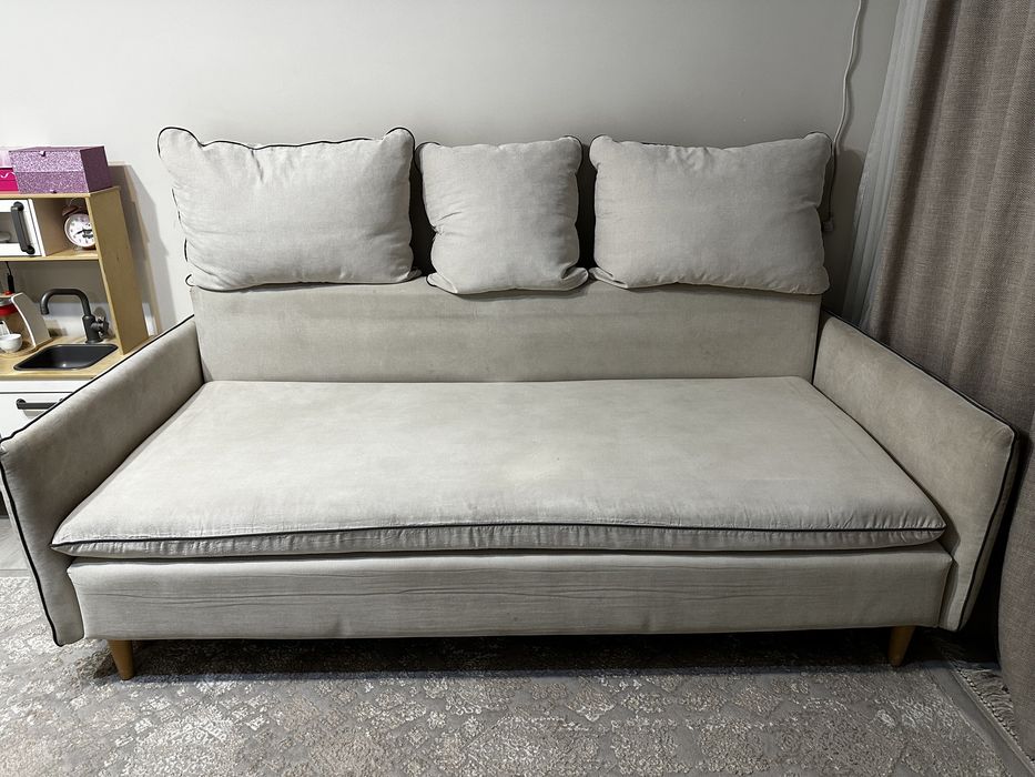 Диван в хорошем состоянии