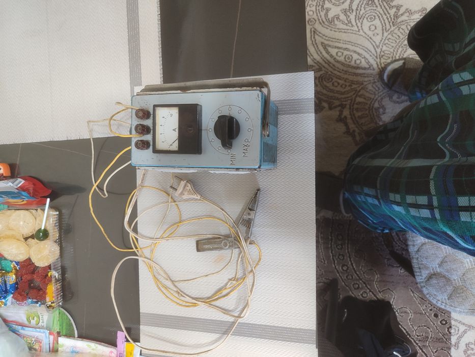 Зарядное устройство аккомуляторов