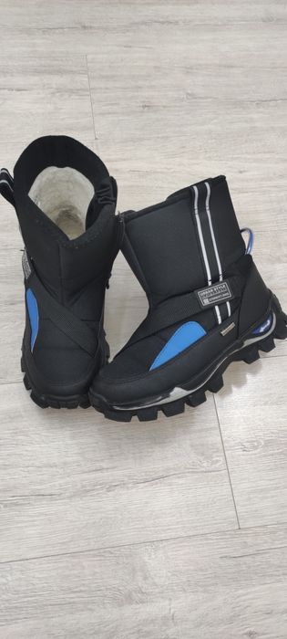 Детские мега тёплые сапоги разм36