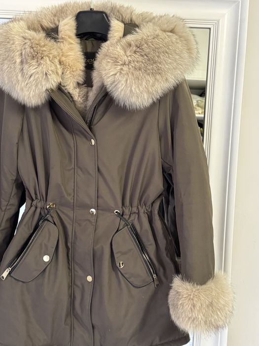 Зимно яке с пух и качулка