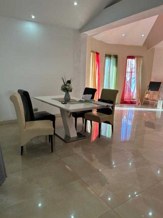 Casa de vanzare Cartierul Lotus, Sanmartin