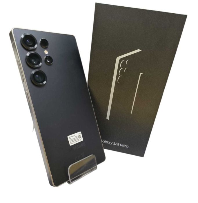 V/S  SAMSUNG S 25  Ultra
