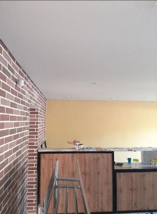 Барная стойка для алкомвркета