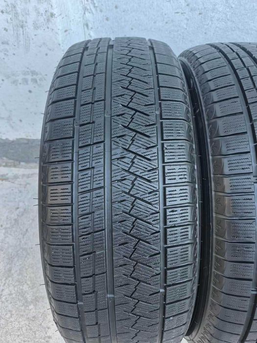 235/60R18 Triangle