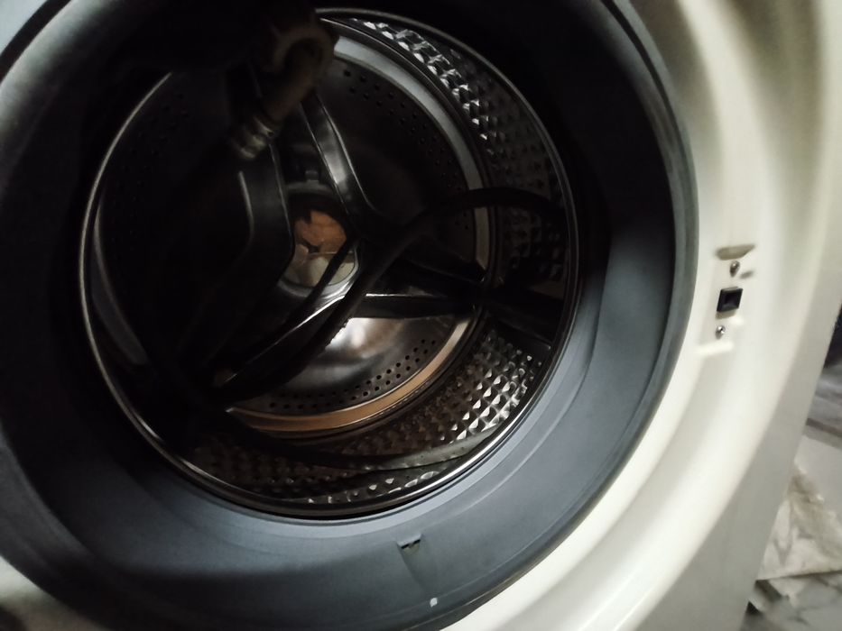 Продам стиральную машинку