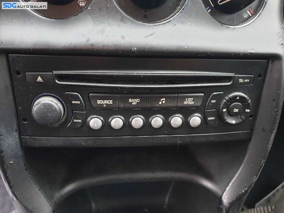 Unitate Radio CD Player Citroen C3 2009 - 2016 [0686]