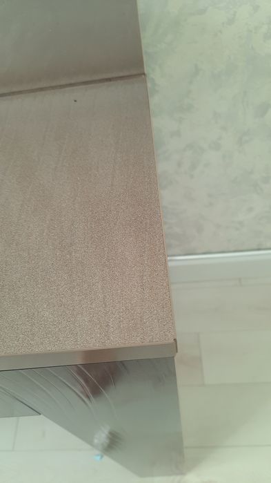 Продам стол консоль